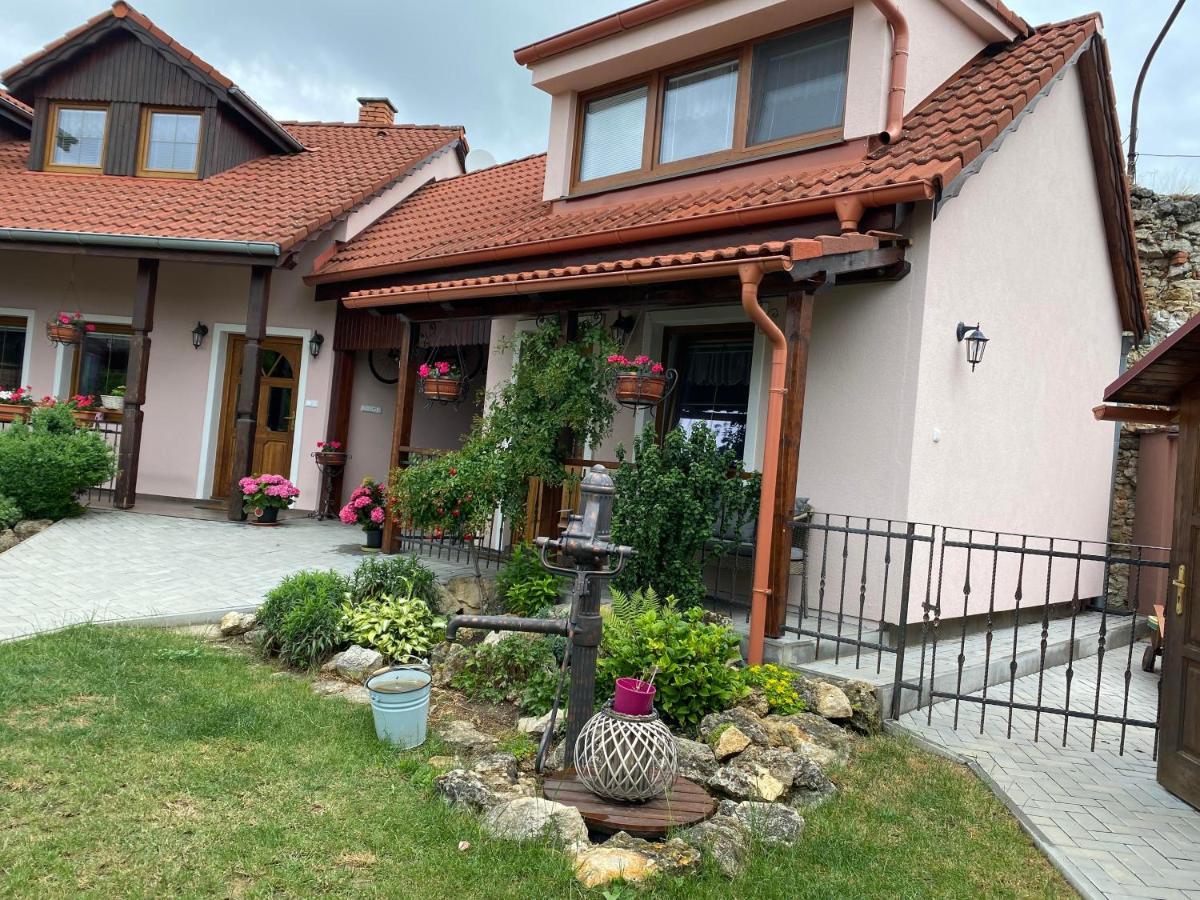 "Na Skale " Apartment In Center, Free Parking Bojnice Εξωτερικό φωτογραφία